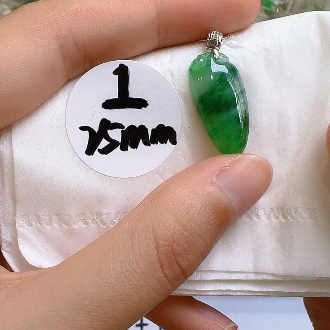 翡翠18K金镶嵌吊坠(不含链)翡翠