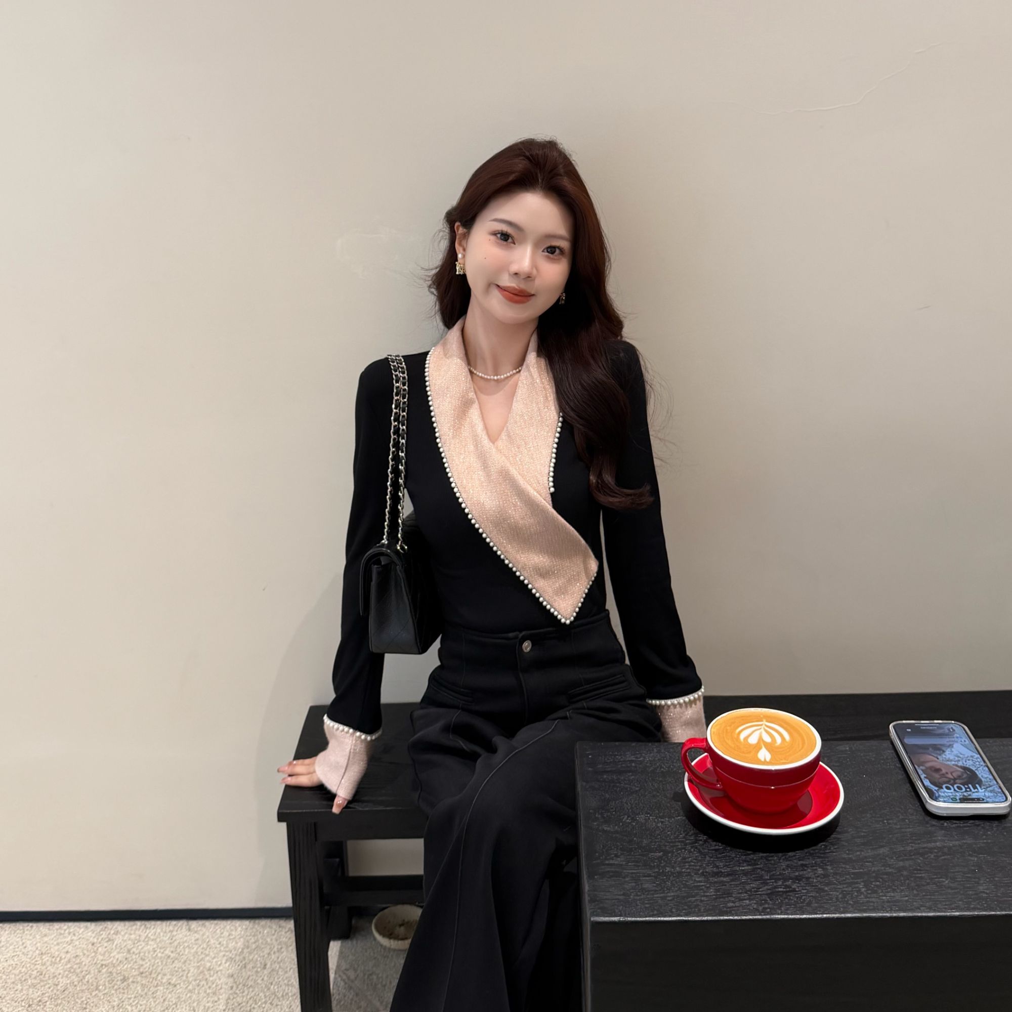 【玫瑰烫金】法式撞色珍珠拼接V领内搭女气质显瘦加厚打底上衣冬