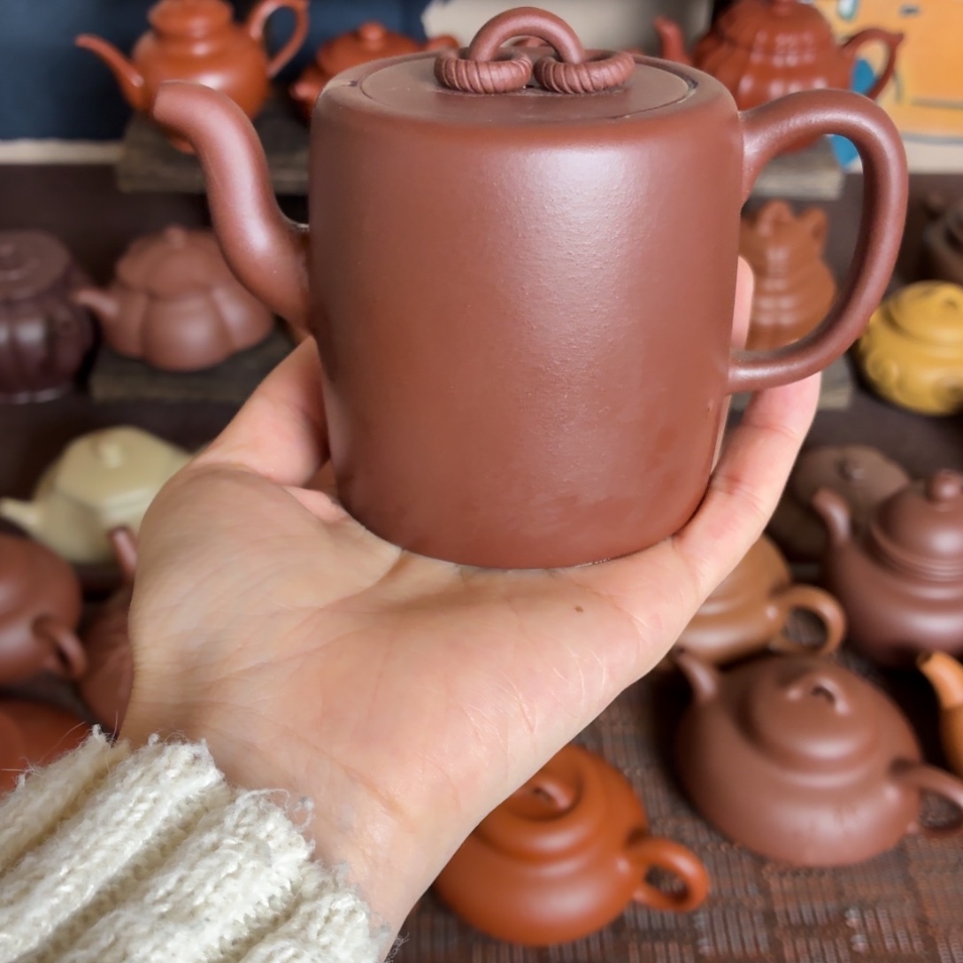 紫砂茶壶紫砂壶。  