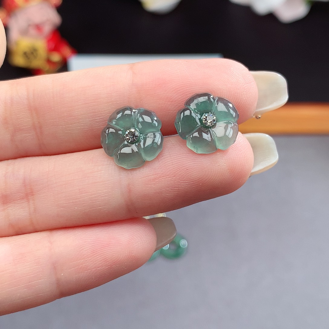 翡翠手镯（圆镯）未镶嵌