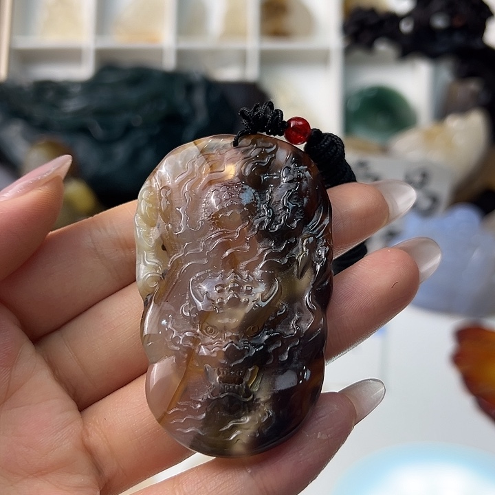 玛瑙/玉髓颈饰合金