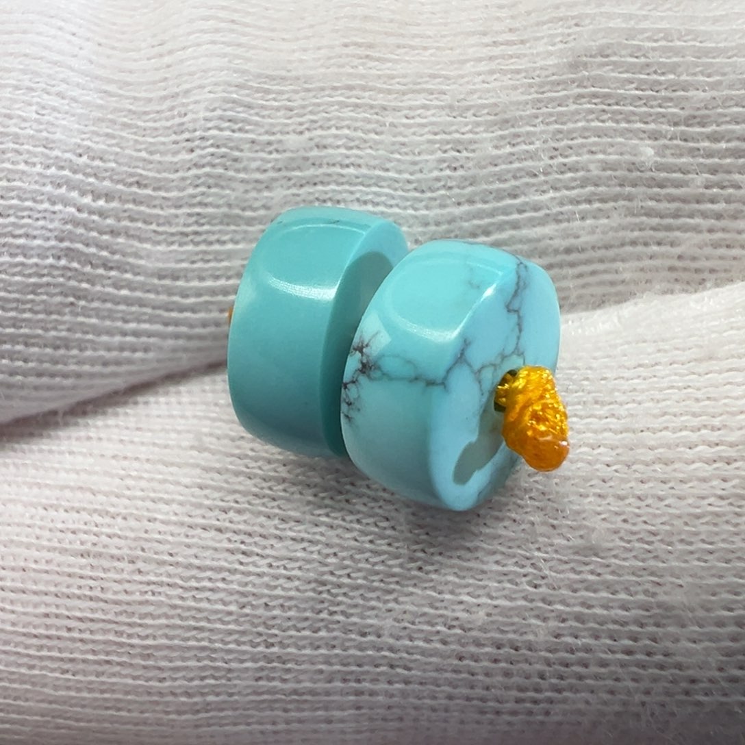 绿松石配饰未镶嵌