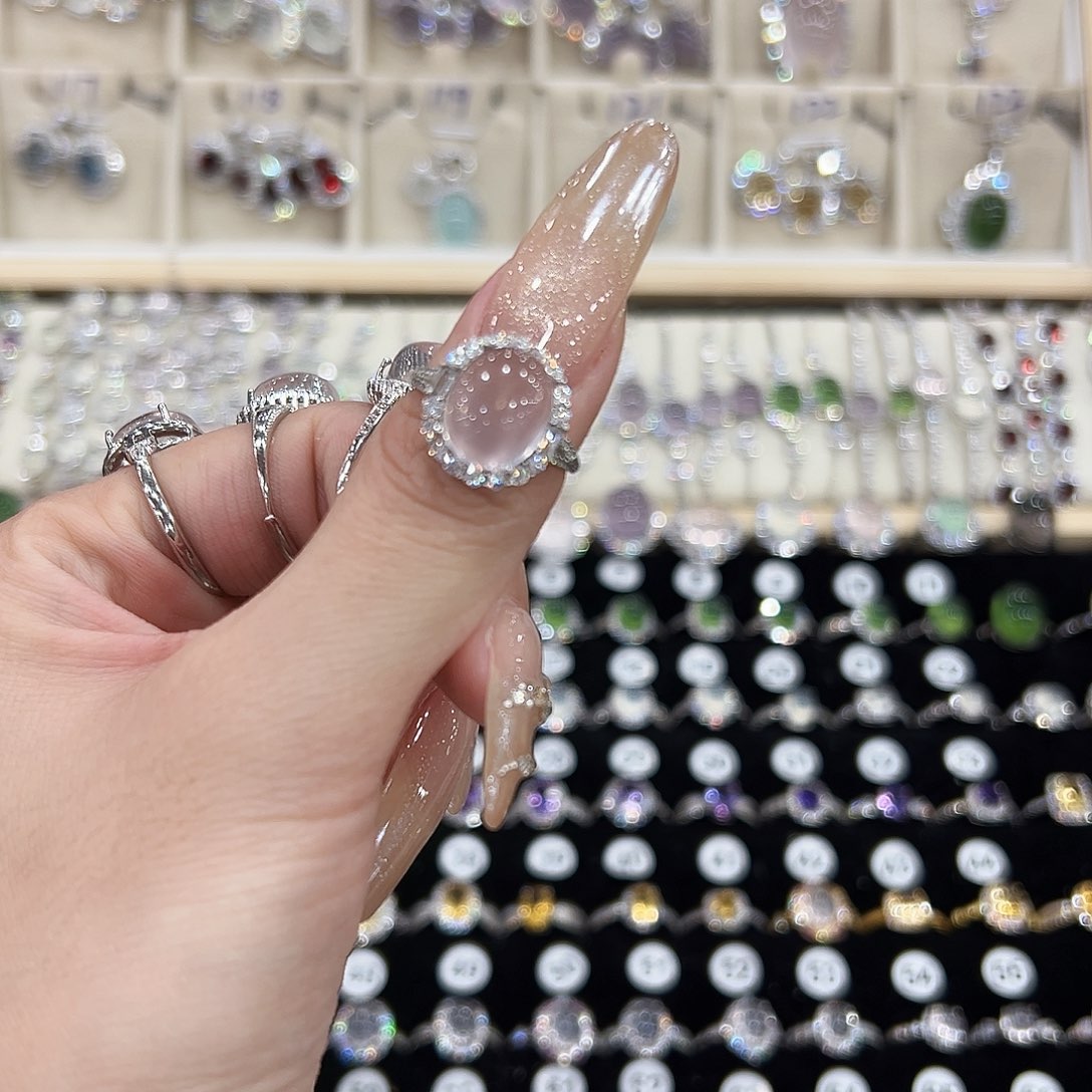 锦***姐银S925镶嵌芙蓉石戒指