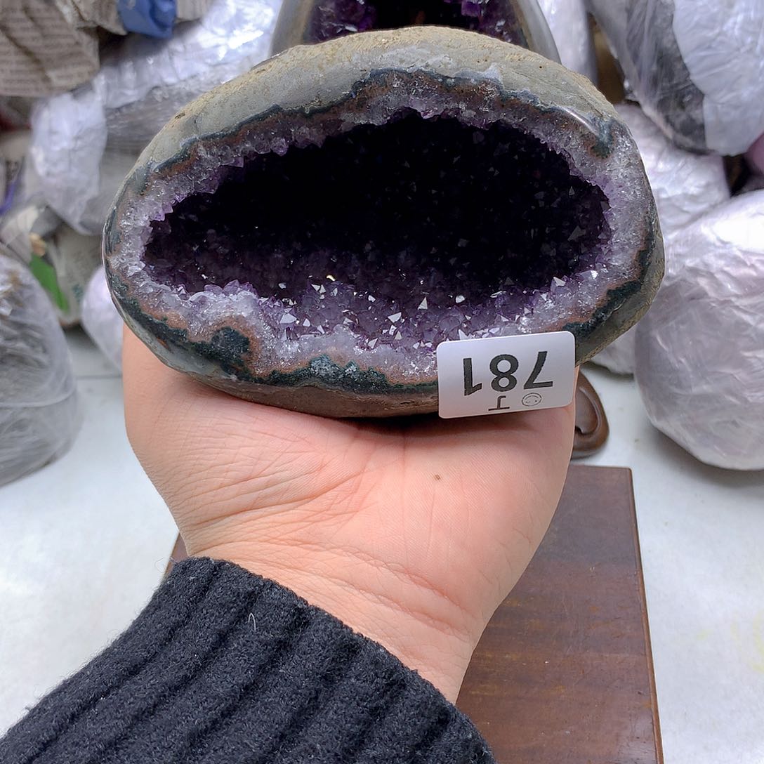 紫晶大型摆件（非配饰）未镶嵌