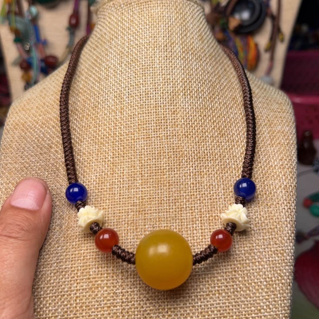 玛瑙/玉髓颈饰未镶嵌