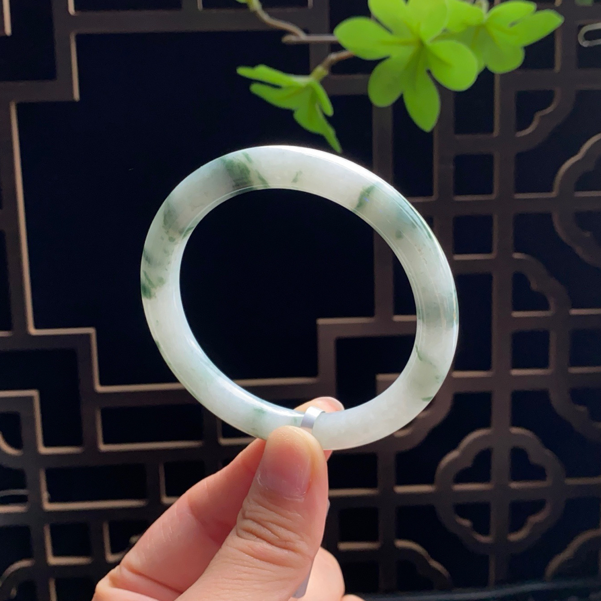 飘花糯冰翡翠手镯 54美人条