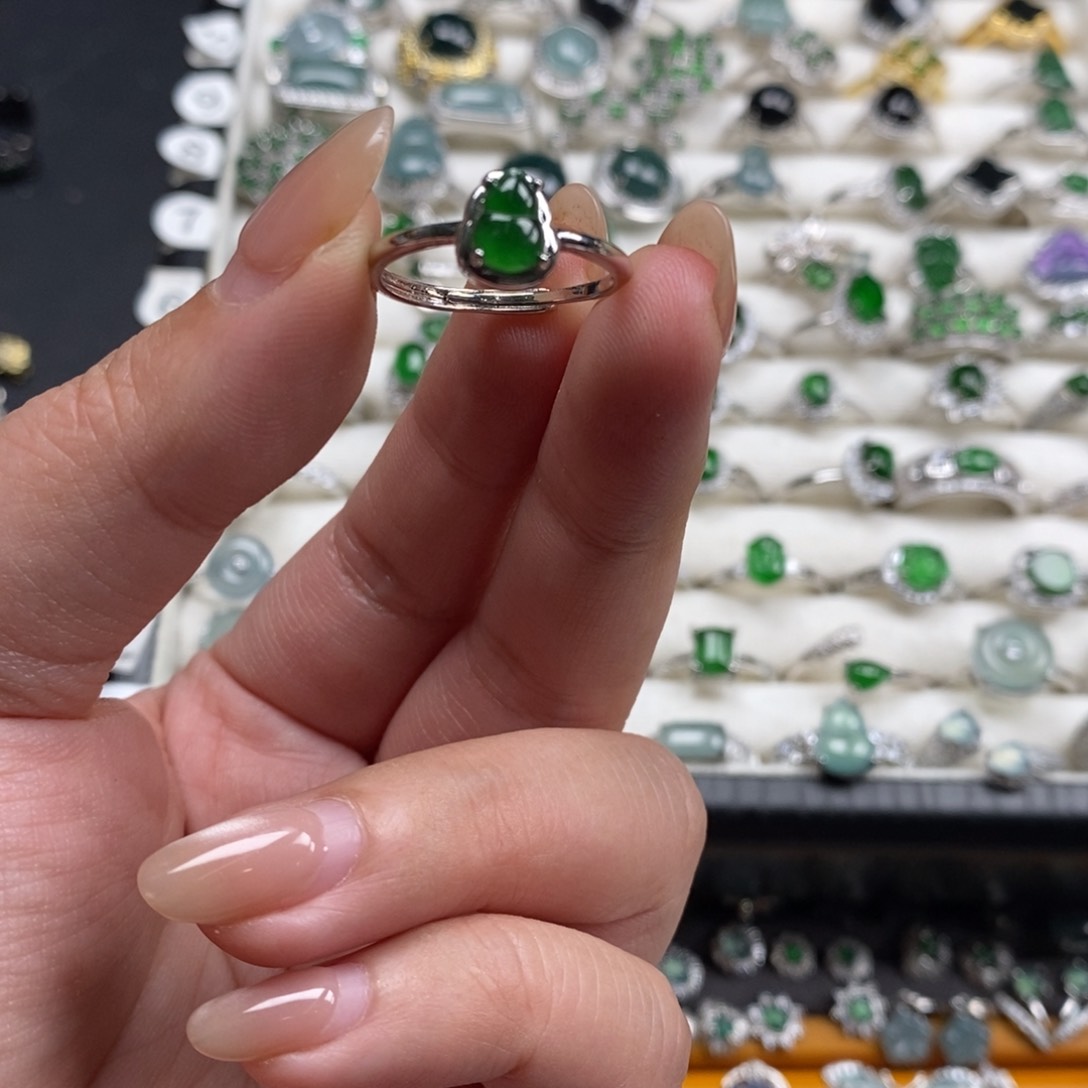 未镶嵌挂件翡翠翡翠