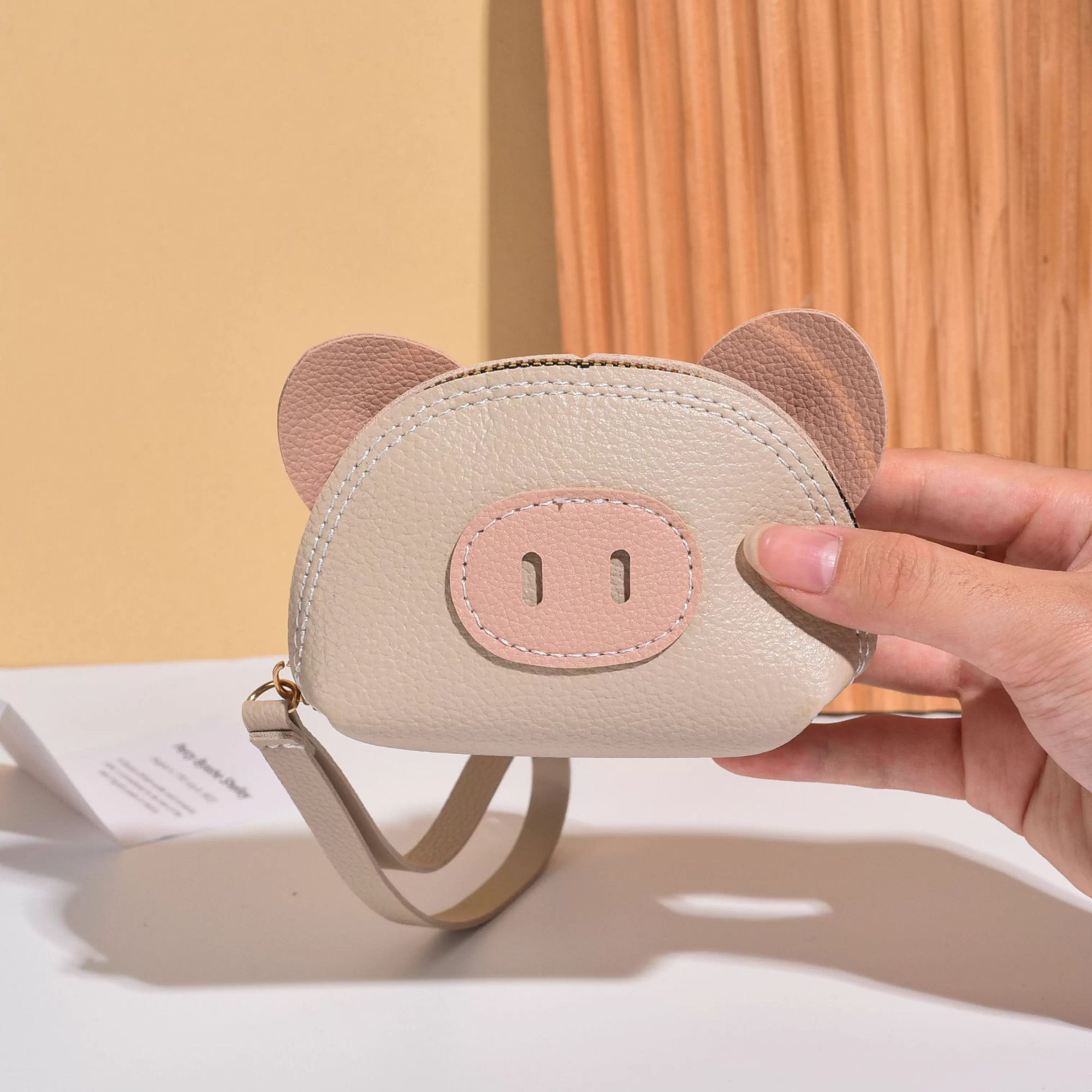 2025新款可爱猪猪小钱包女小众设计钥匙零钱包拉链小钱袋迷你便携