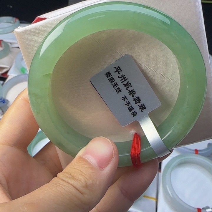 未镶嵌手镯翡翠翡翠手镯