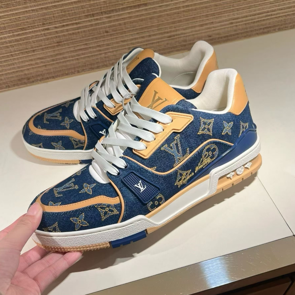 未使用 LouisVuitton/路易威登 25新款 蓝色牛仔老花Trainer 板鞋