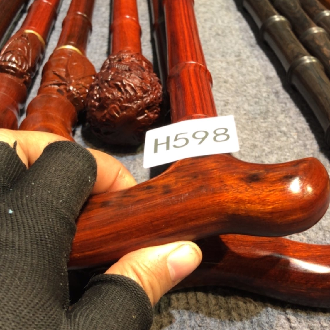 【闪购商品】木大*欧紫檀木手杖一根598