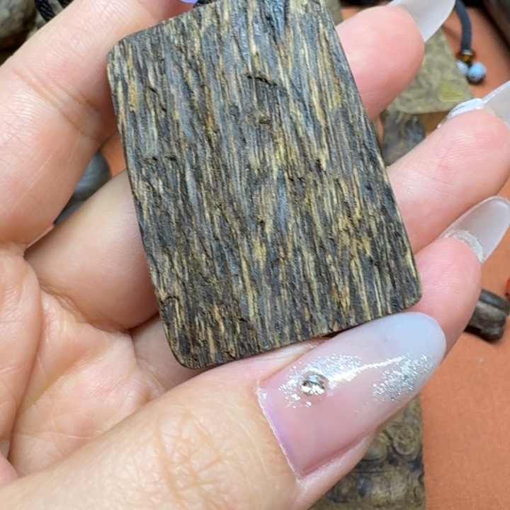 沉香吊坠馨安居沉香定制款