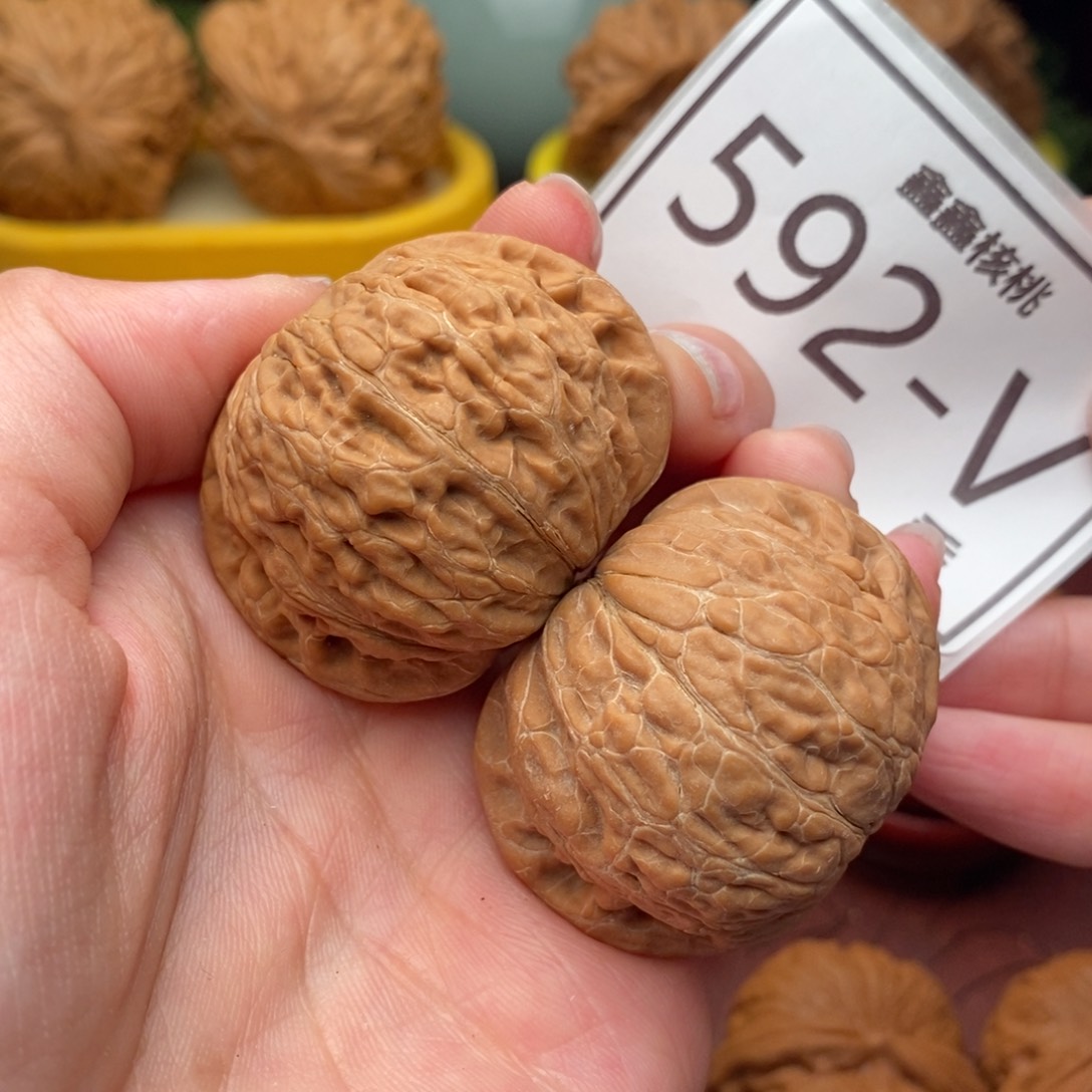 文玩核桃把件铁锤42