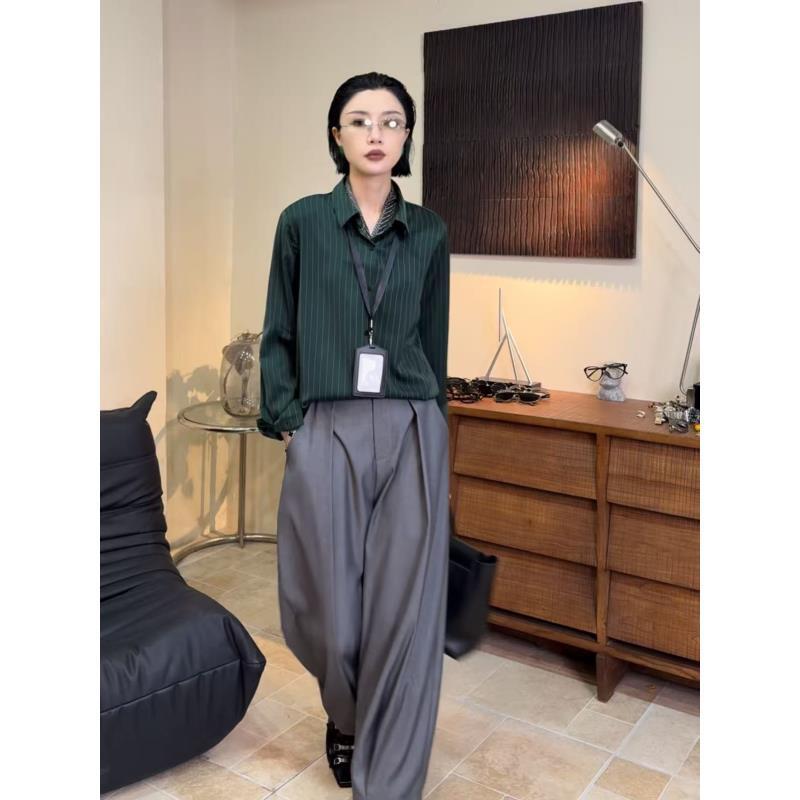 【半夏】原创时尚方领绿色衬衣薄款衬衫百搭常规女士条纹宽松长袖