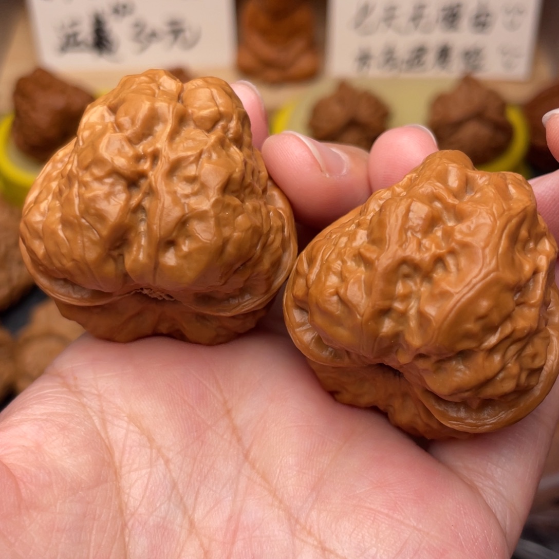 文玩核桃把件蛤蟆！38