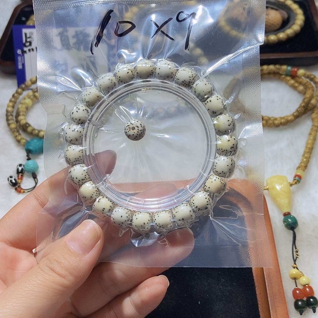 星月菩提手串侧留白10x 9