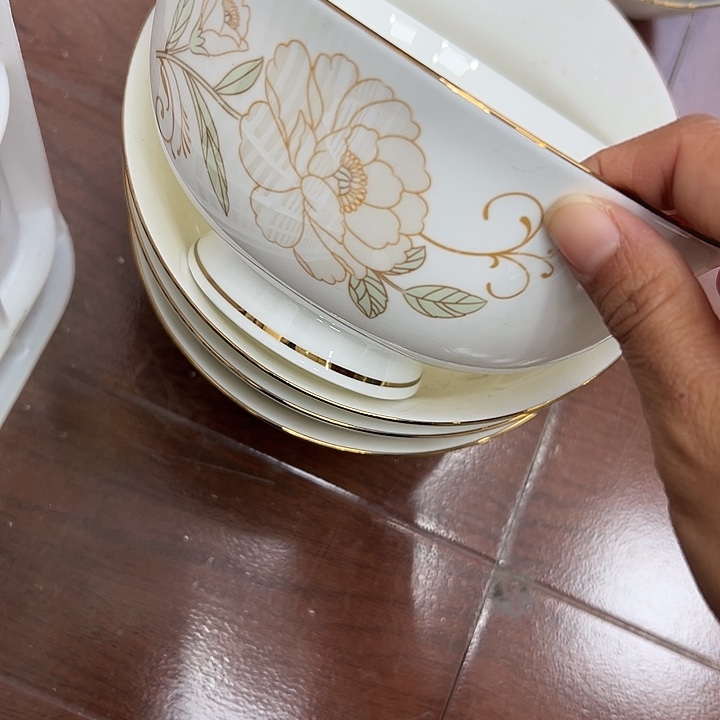 瓷瑕疵6寸面碗4个