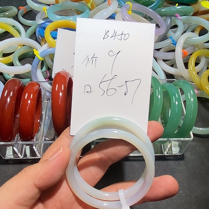 玛瑙/玉髓未镶嵌手镯