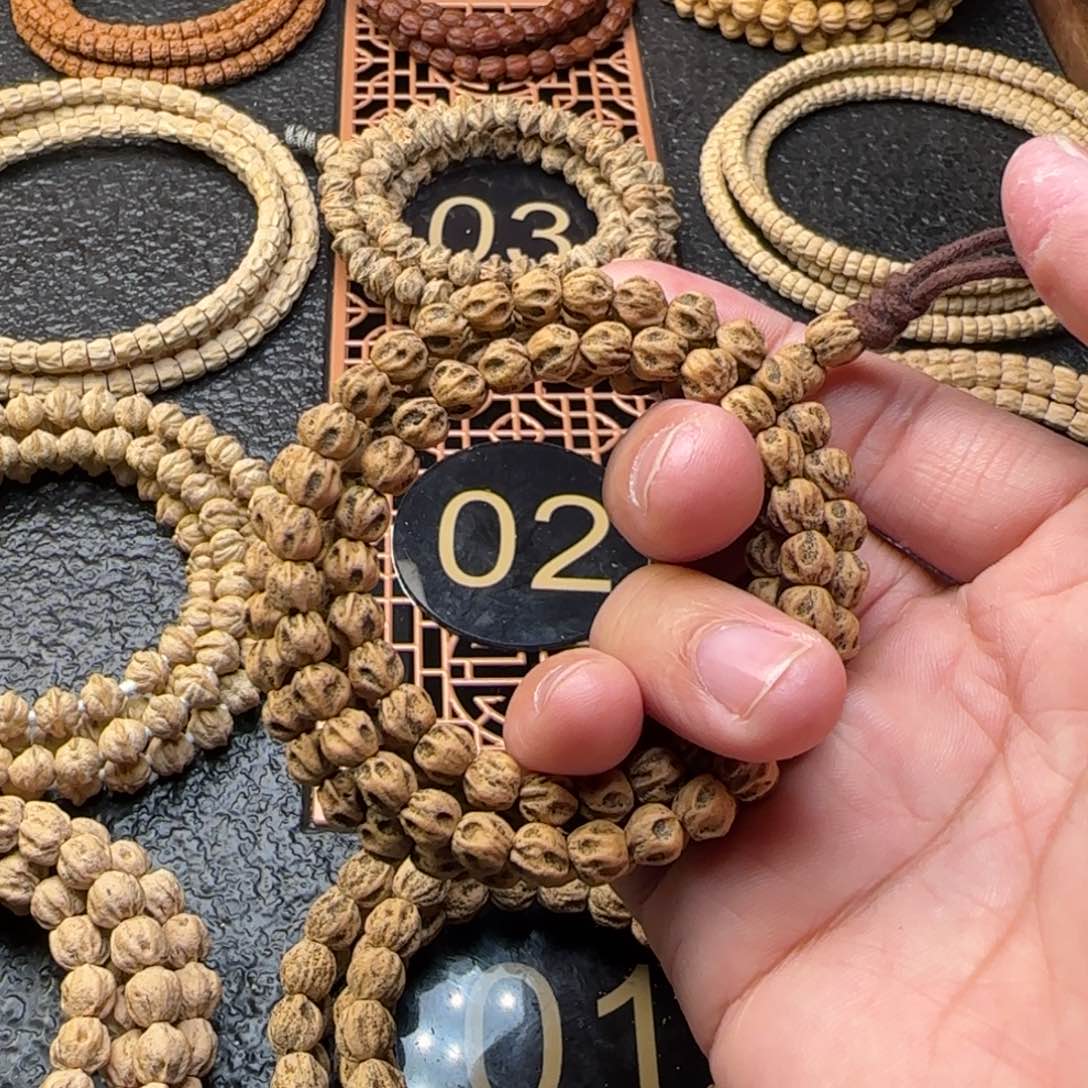 柏香籽/百香籽吊坠呼****）