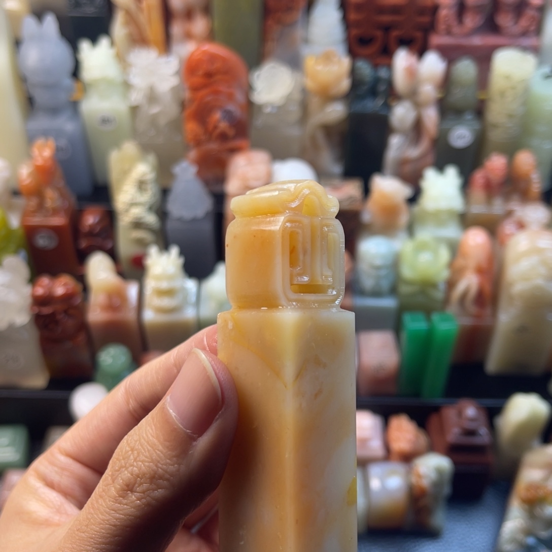 手工制作刻字石料