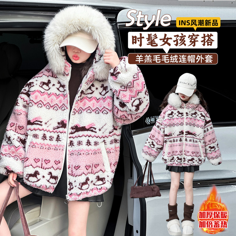 女童中大童2025新款连帽百搭冬季加厚时髦外套