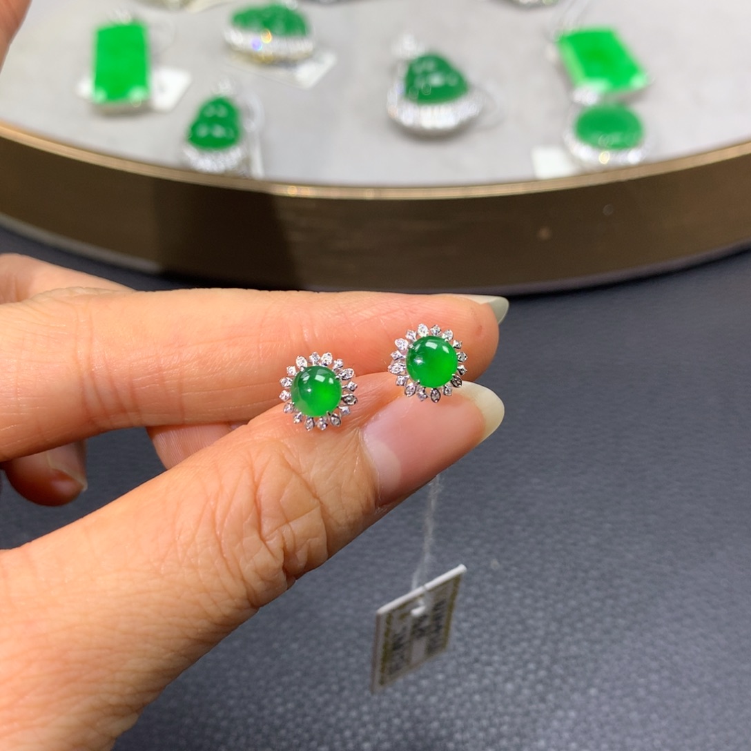 翡翠耳饰18K金镶嵌翡翠