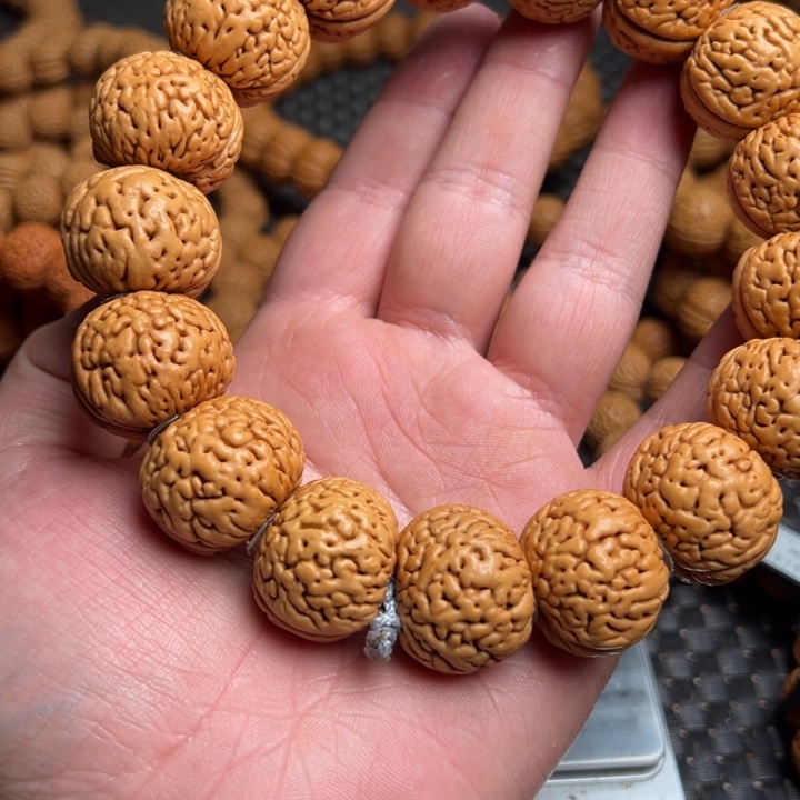 桃核手串白**空苹果园手持