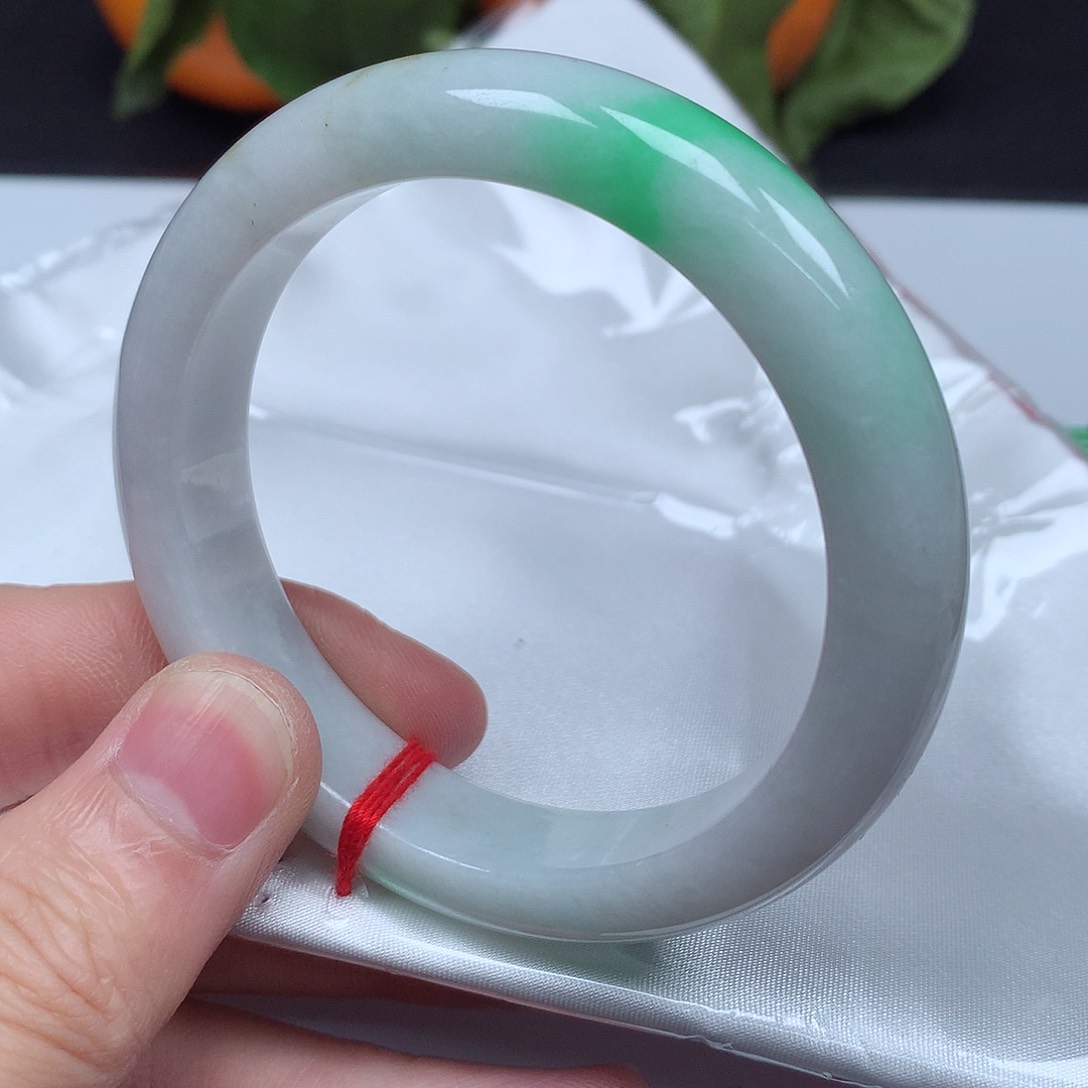 翡翠手镯未镶嵌56.5圈口