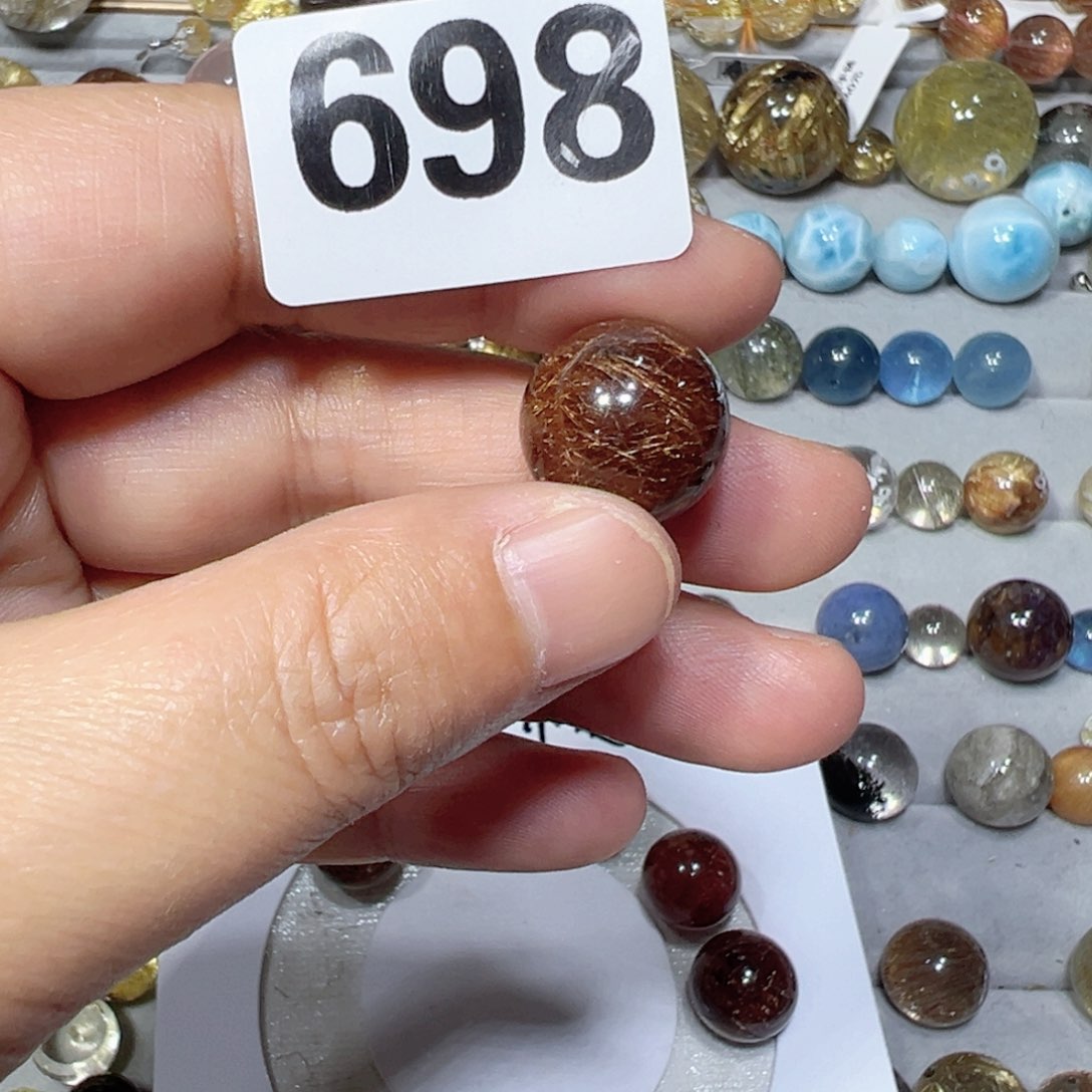 未镶嵌颈饰水晶深****笑