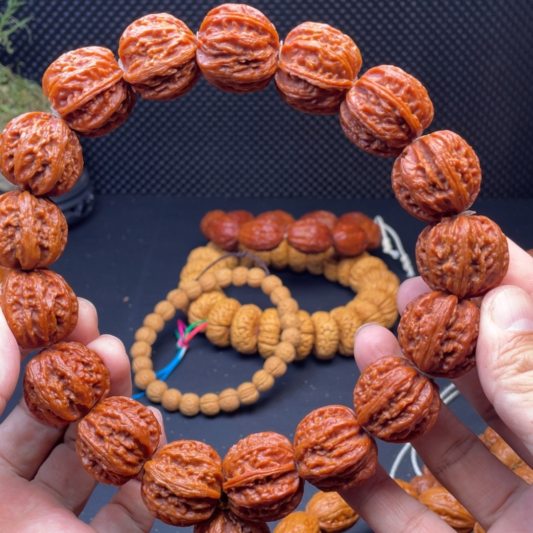 *****手串文玩核桃秋子