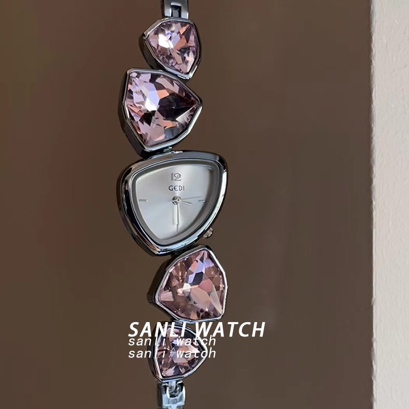 《粉水晶》不规则链条小众高级感手链式女士石英手表气质石英表