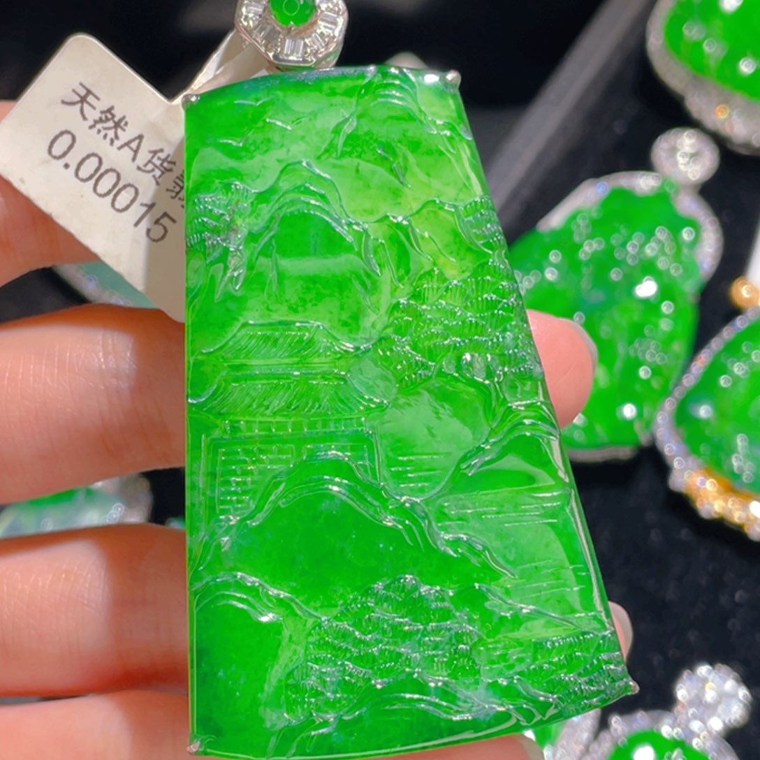 翡翠吊坠(不含链)银S925镶嵌观*