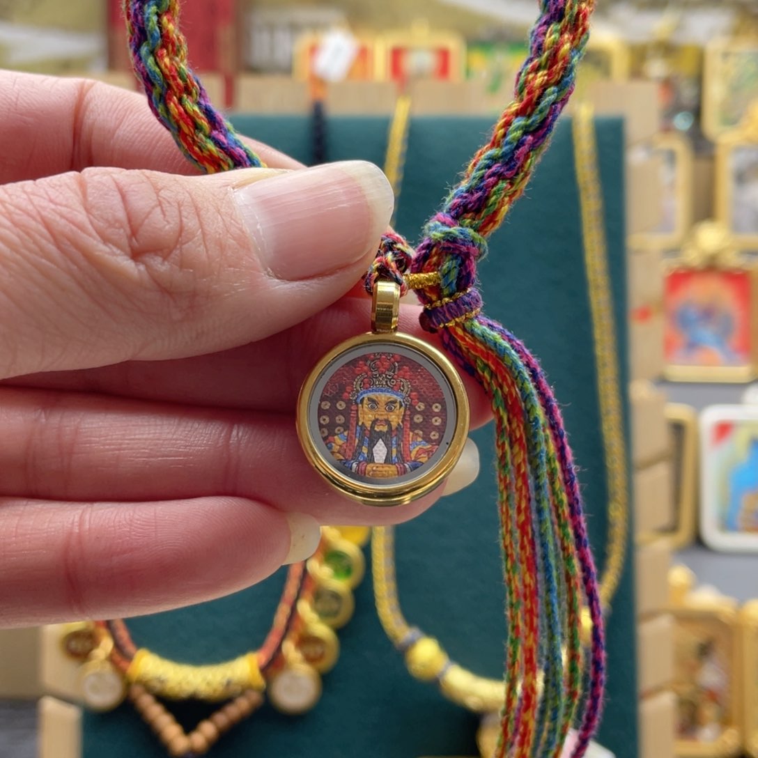 吊坠开*唐卡的制作方法与技巧