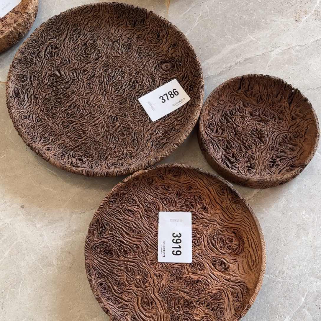 木D****l云南红栗木精品果盘