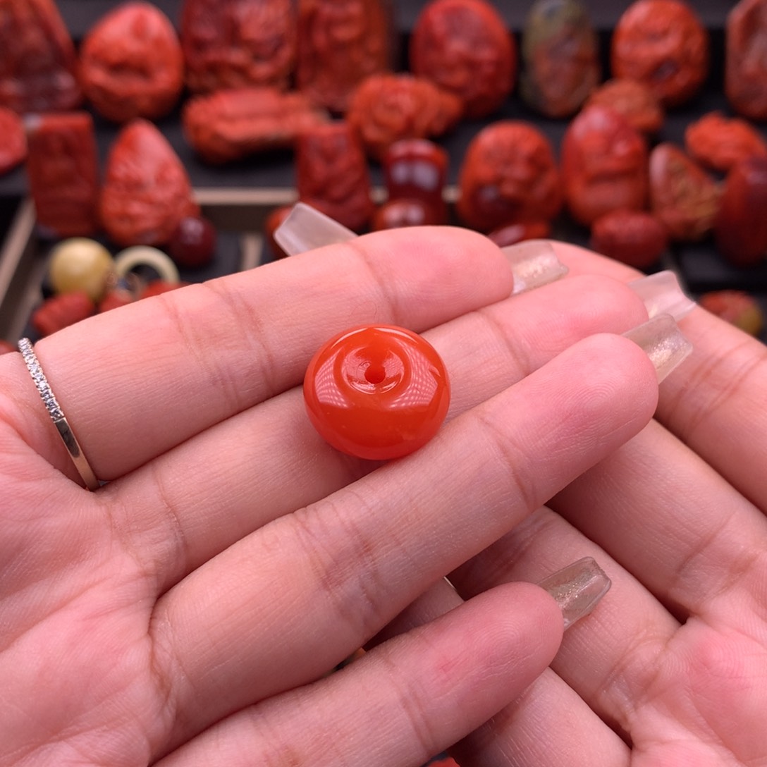 南红玛瑙南红川料平安扣17.7mm未镶嵌@***是