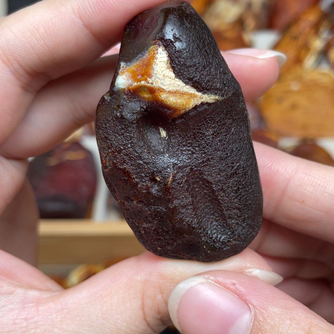 蜜蜡珠宝奇石未镶嵌