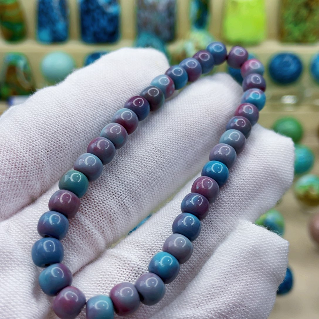 未镶嵌绿松石颈饰