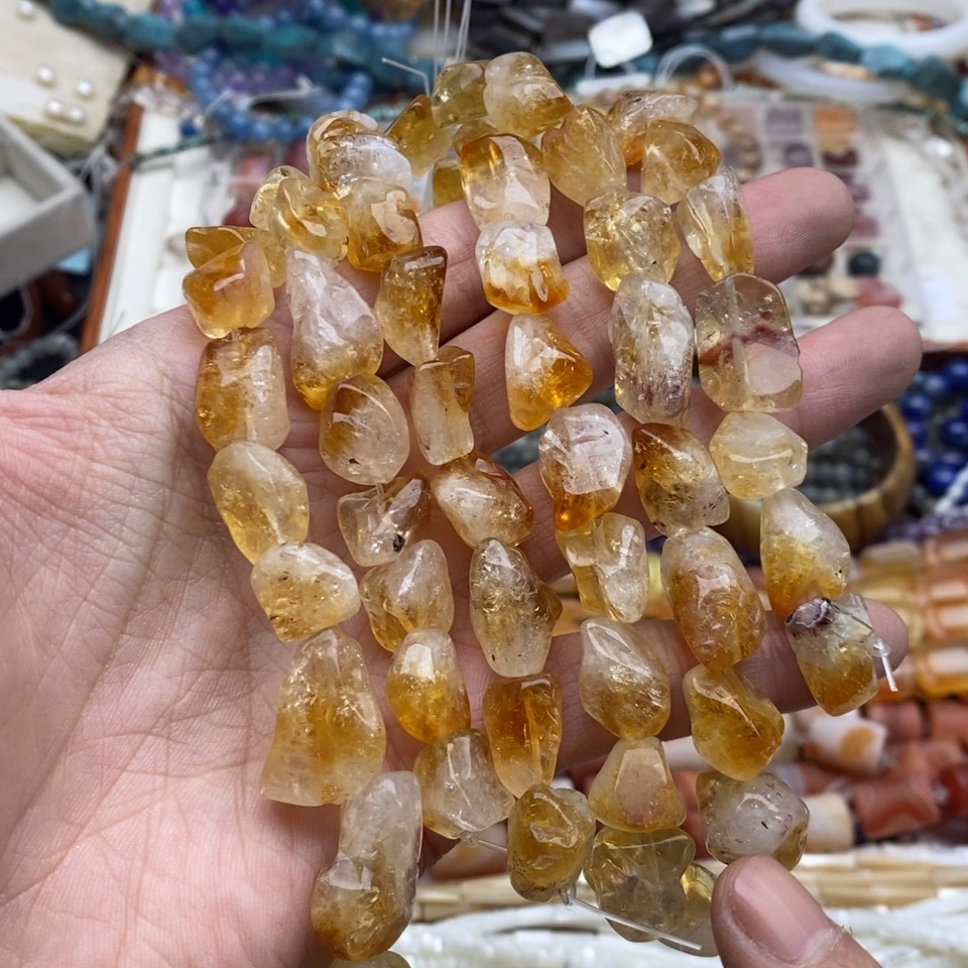 玛瑙/玉髓未镶嵌珠宝半成品一条十个天然黄塔晶通孔