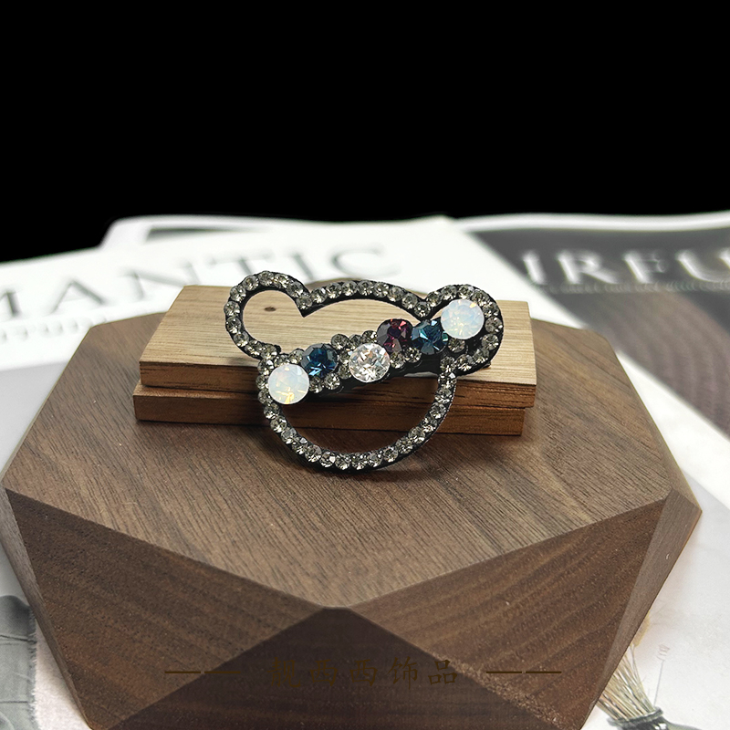 【LXX靓西西】671鸭嘴夹3.6厘米小熊减龄精致碎发夹