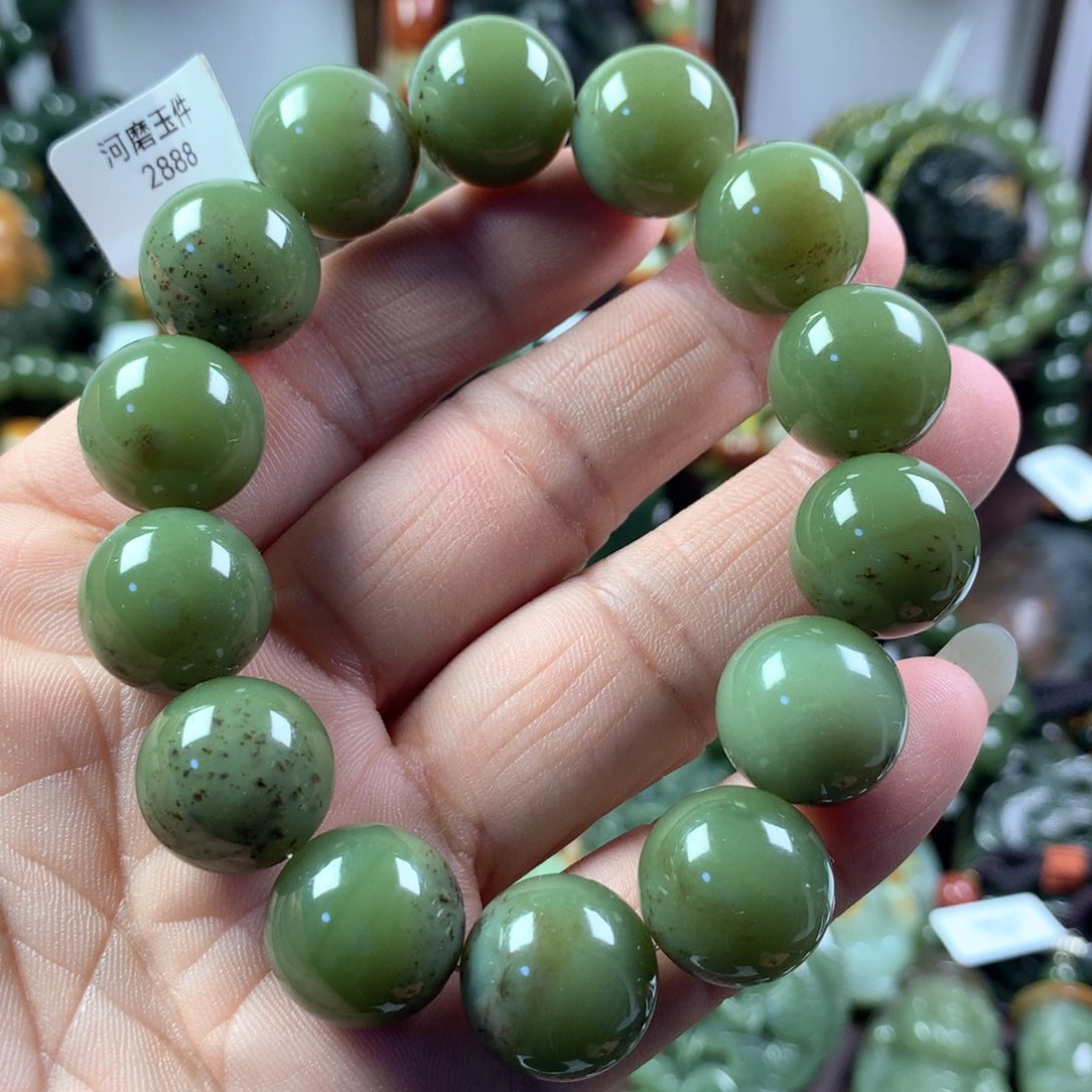 透闪石质玉手链未镶嵌梦****空