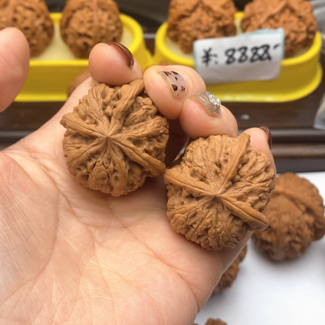 文玩核桃把件37尺雨花石三棱