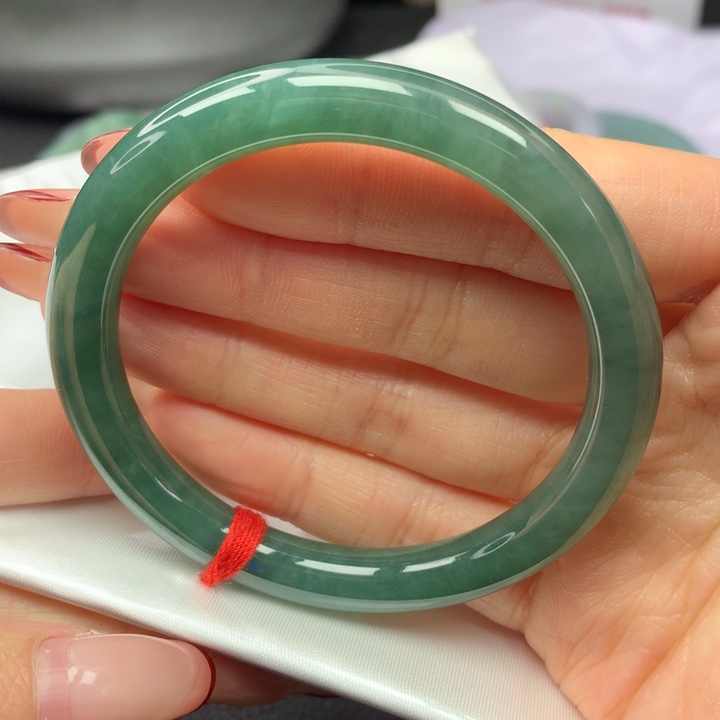 翡翠手镯未镶嵌55美人条