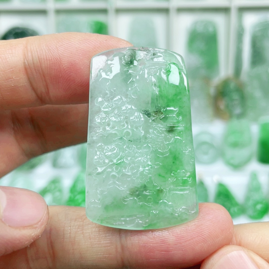 翡翠吊坠(不含链)未镶嵌