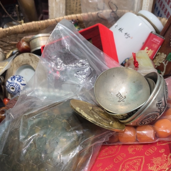 瓷片直播间火爆热卖
