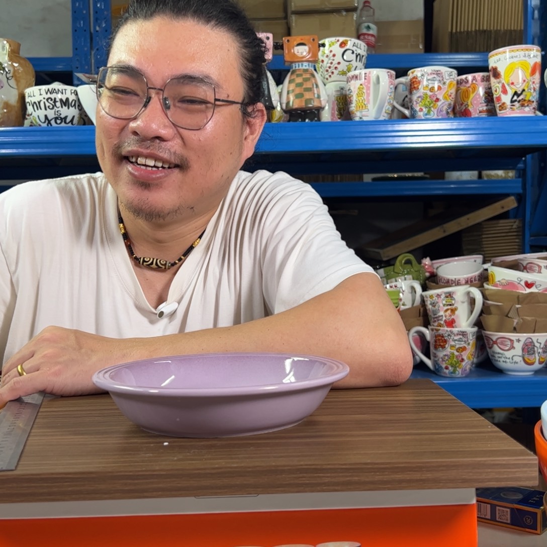 老姊妹家瓷器好漂亮紫罗兰大草帽