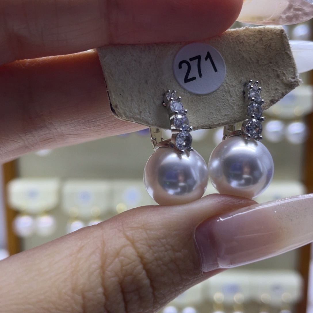 淡水珍珠耳饰未镶嵌