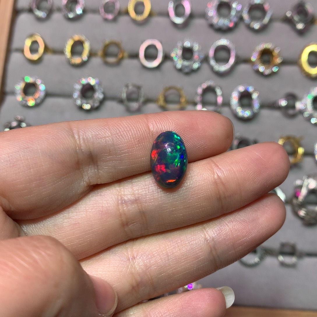 欧泊戒指款式银S925镶嵌“****”