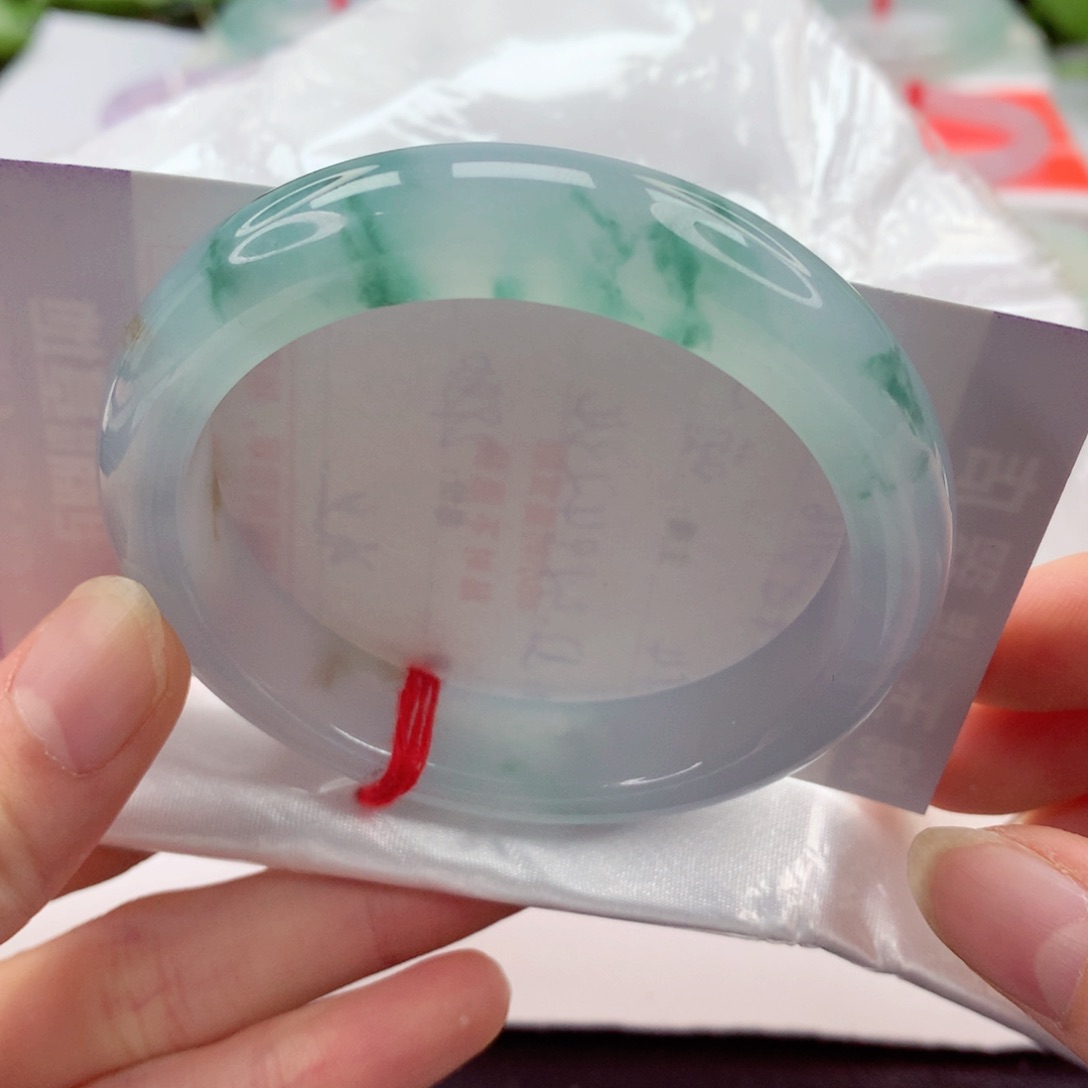 翡翠手镯未镶嵌 55.7 冰胶蓝花