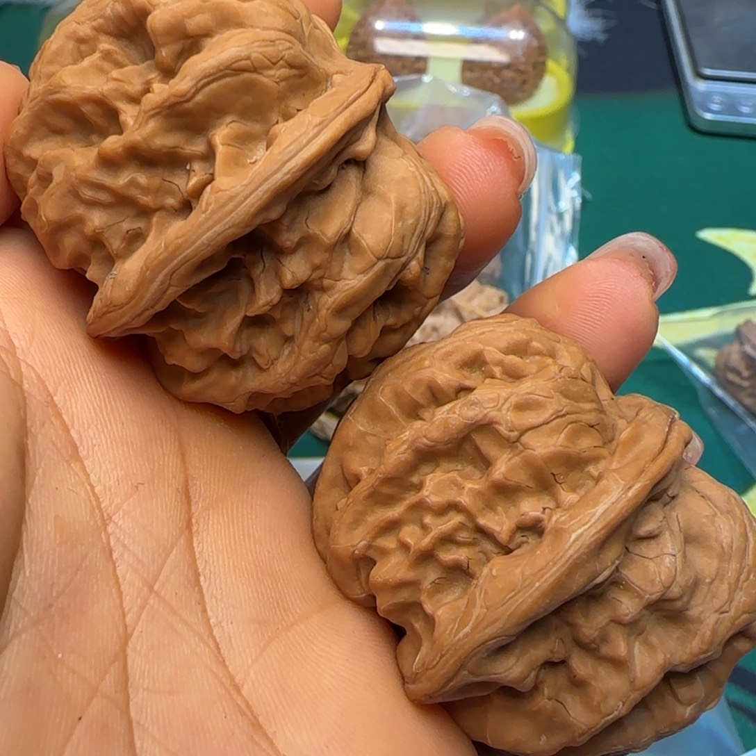 文玩核桃吊坠46全品平谷蜡皮方块