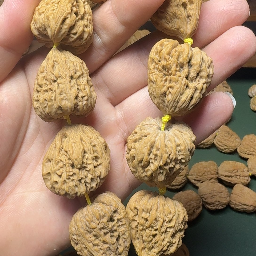 吊坠文玩核桃南疆